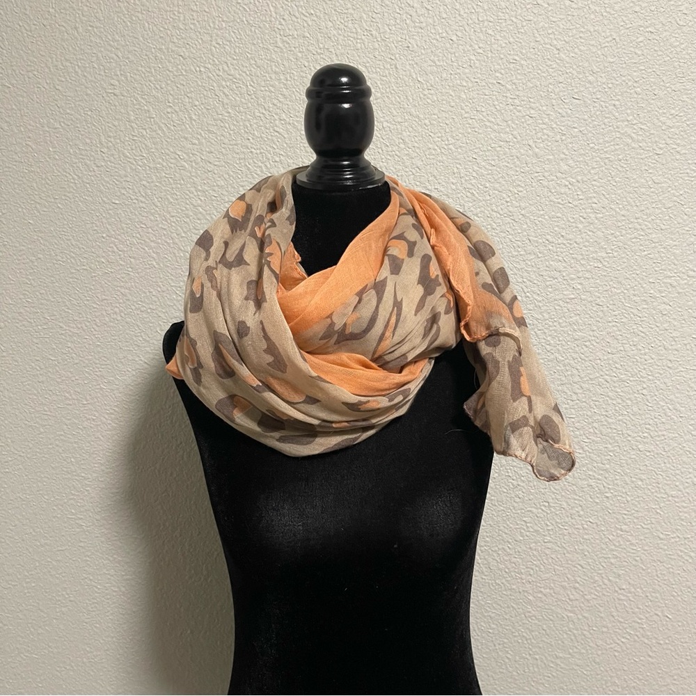 Unbranded | Vintage Y2K Peach Leopard Scarf